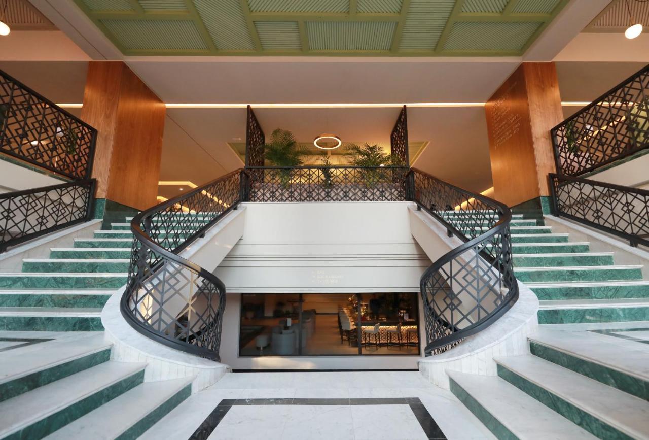 Kenzi Rose Garden Hotel Marrakesh Ngoại thất bức ảnh The staircase of the hotel
